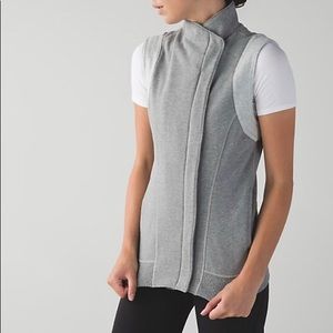 ✨price drop✨Lululemon Versa Vest